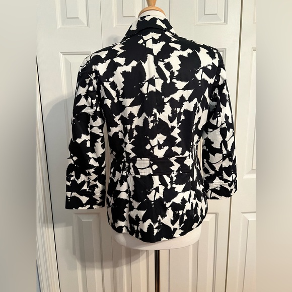 Coldwater Creek Black & White Blazer Sz. 10 - Picture 4 of 4